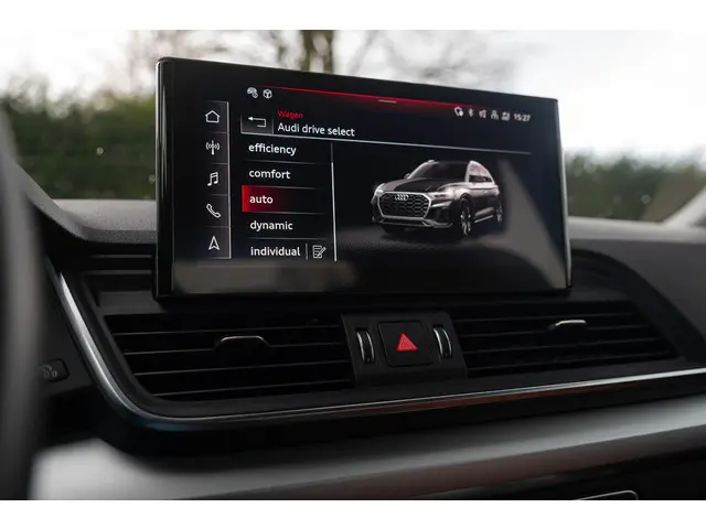 Audi Q5 50 TFSI e 2021 Hybride Benzine 13