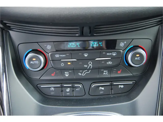 Ford Kuga 1.5 EcoBoost 150PK ST Line 2018 Benzine 19