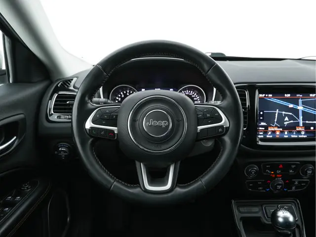 Jeep Compass 1.3T Limited 2020 Benzine 18