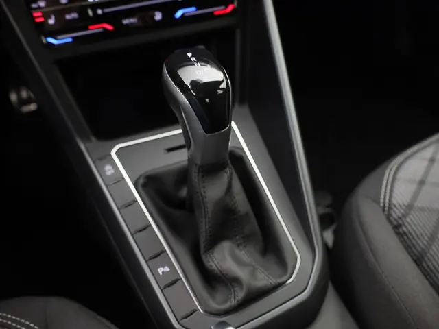 Volkswagen Polo 1.0TSI/95PK R-Line DSG 2025 Benzine 14