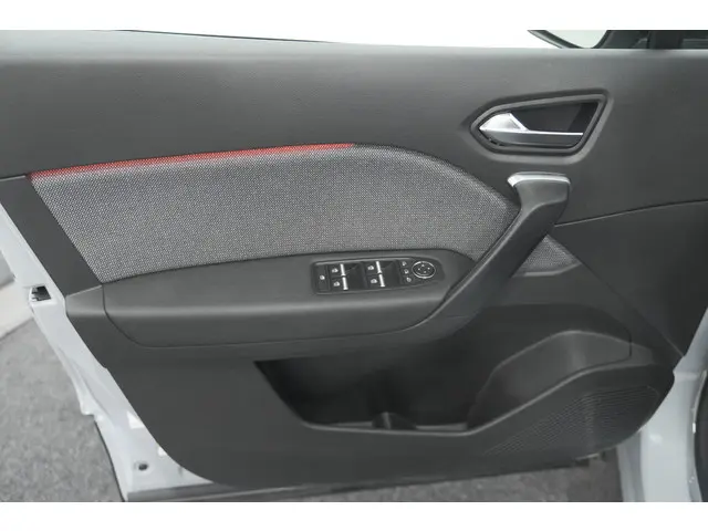 Renault Captur TCe 90 Techno 2025 Benzine 77