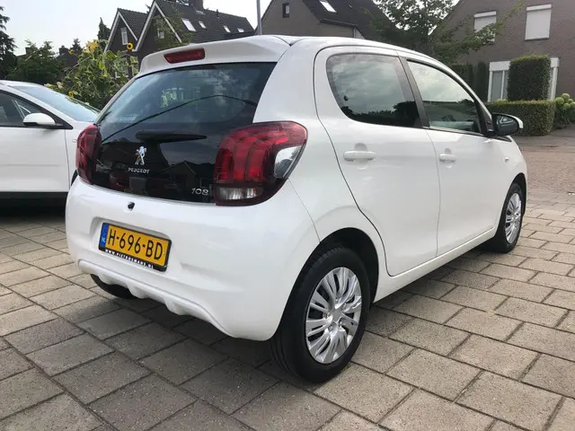 Peugeot 108 1.0 e-VTi Active 2020 Benzine 5