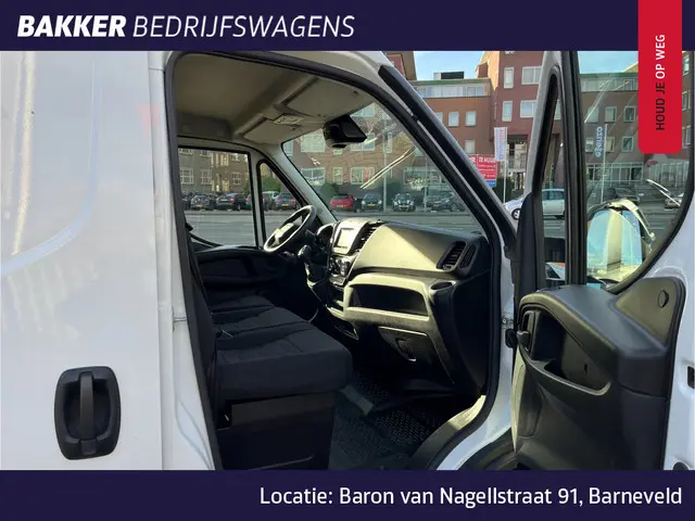 Iveco Daily 35S16V 2.3 35 L2 H2 2020 Diesel 11