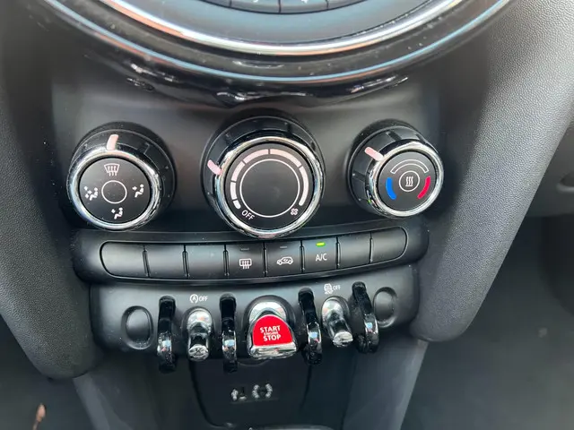 MINI Cooper Mini 1.5 Business 2015 Benzine 22