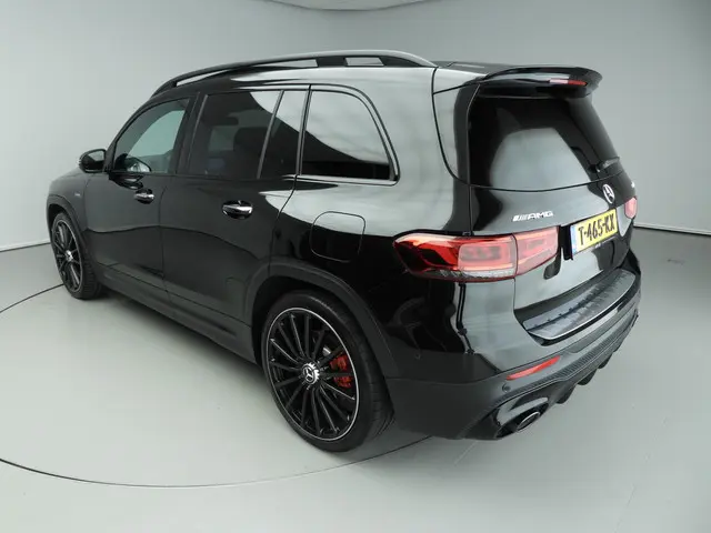 Mercedes-Benz GLB AMG 35 4MATIC 2022 Benzine 31