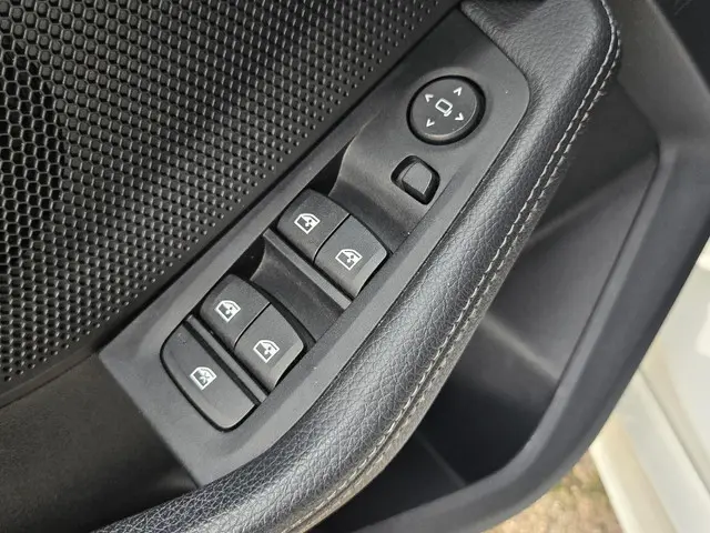 BMW 1 Serie 118i High M SPORT 2020 Benzine 28