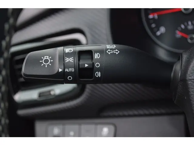 Kia Stonic 1.0 T-GDi MHEV GT-Line 2021 Hybride Benzine 10