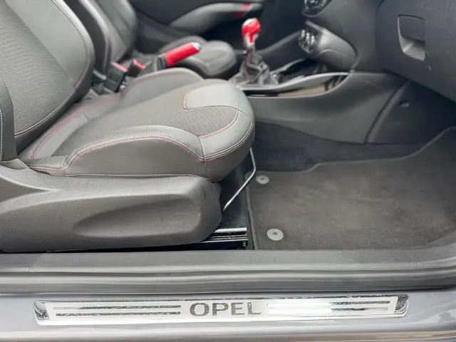 Opel ADAM 1.4 Turbo Rocks S 2015 Benzine 13