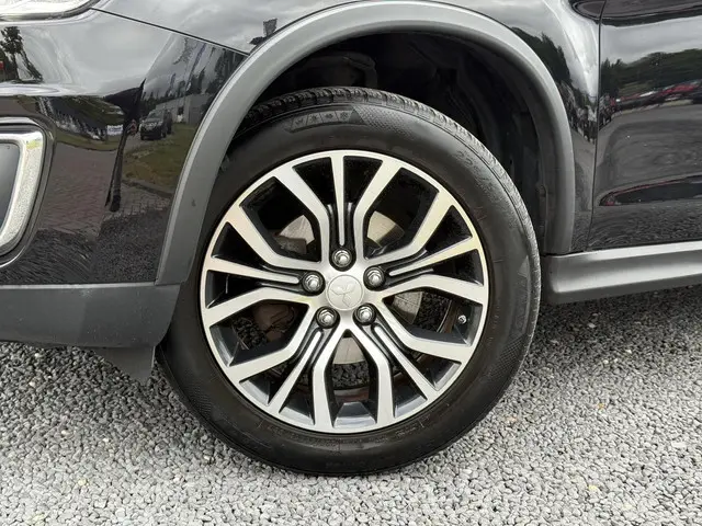 Mitsubishi ASX 1.6 Cleartec Intense 2016 Benzine 23