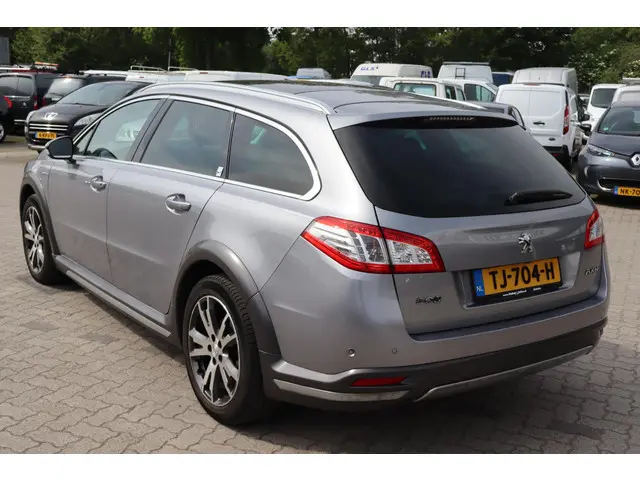 Peugeot 508 RXH 2.0 HDi HYbrid4 2017 Hybride Diesel 8