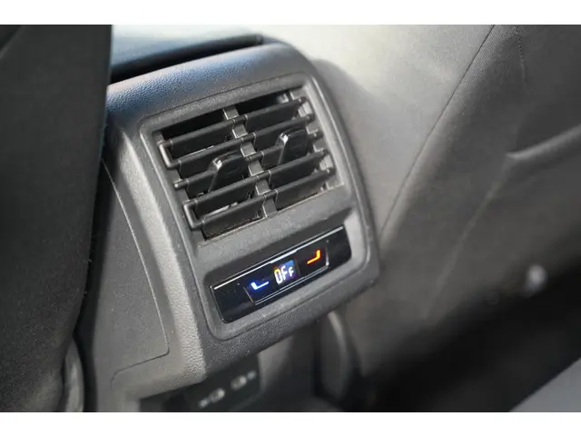 Volkswagen Golf 1.5 TSI Style 2022 Benzine 18