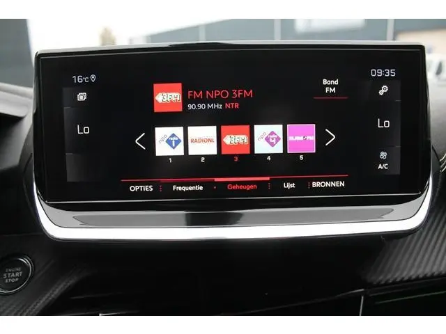 Peugeot 2008 1.2 PureTech GT-Line 2020 Benzine 16