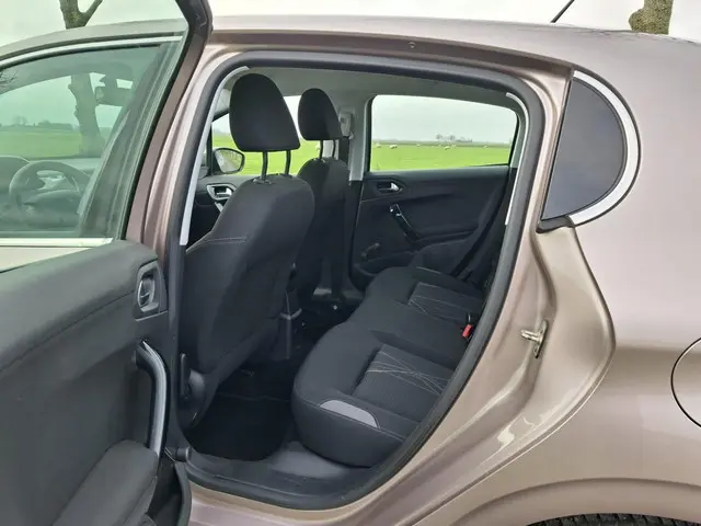 Peugeot 208 1.2 VTi Active❗ 2013 Benzine 22