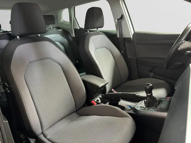 SEAT Arona 1.0 TSI Style Business Intense 2019 Benzine 14