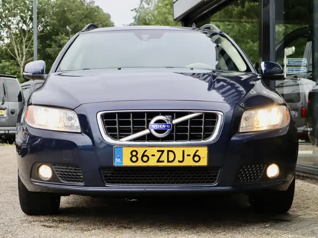 Volvo V70 2.0 T5 Momentum 2012 Benzine 7