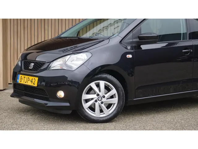 SEAT Mii 1.0 60PK 5Drs Sport Dynamic 2014 Benzine 23