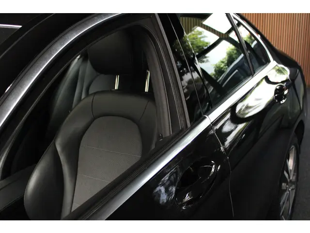 Mercedes-Benz C-Klasse 180 2019 Benzine 12