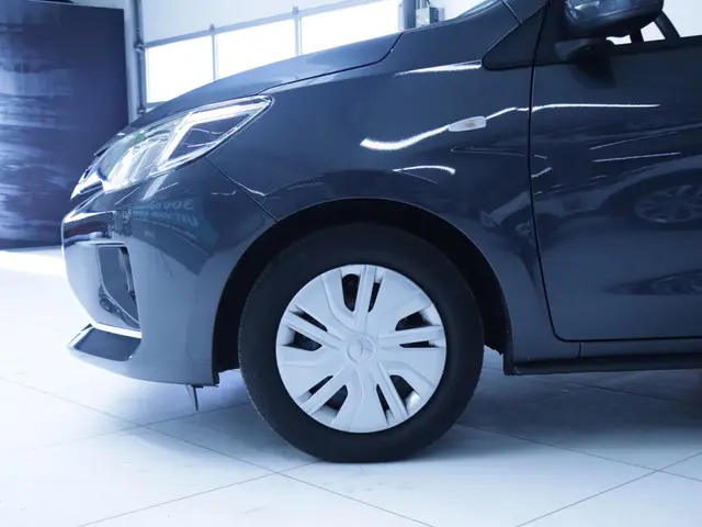 Mitsubishi Space Star 1.2 Connect+ 2024 Benzine 18