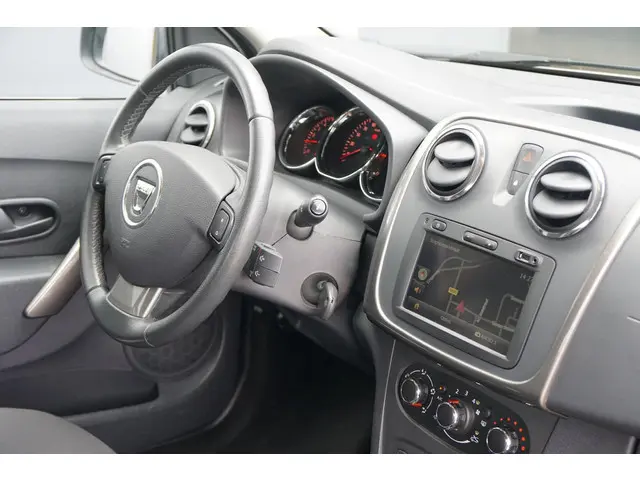 Dacia Sandero Stepway 0.9 TCe Lauréate 2014 Benzine 15