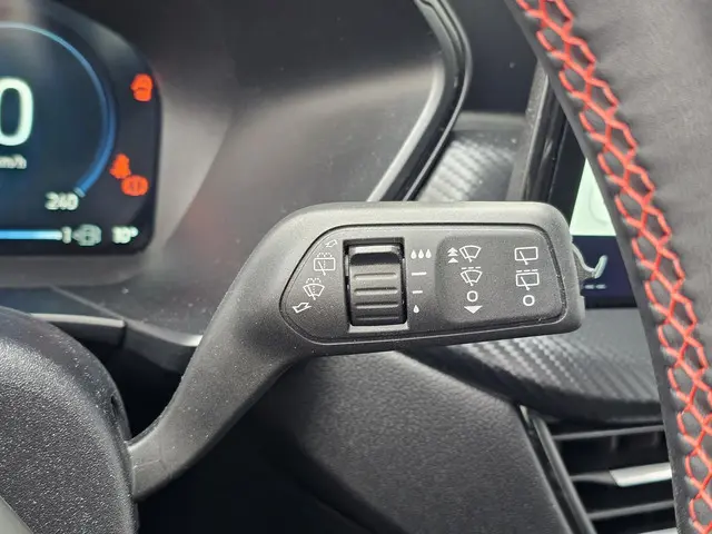 Ford Kuga 2.5 PHEV ST-Line X 2025 Hybride Benzine 19