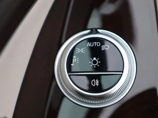 Mercedes-Benz S-Klasse 680 4MATIC Maybach 2023 Benzine 17