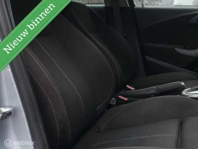 Opel Astra Sports Tourer 1.4 Turbo Edition 2015 Benzine 16