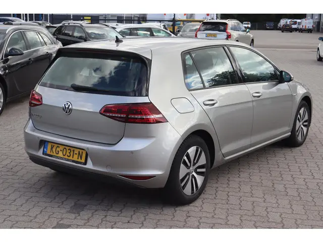 Volkswagen e-Golf e-Golf 2016 Elektrisch 5