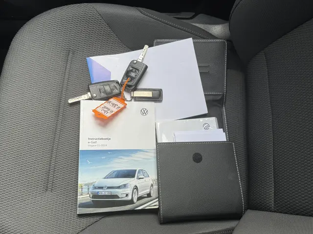 Volkswagen e-Golf E-DITION 2020 Elektrisch 26