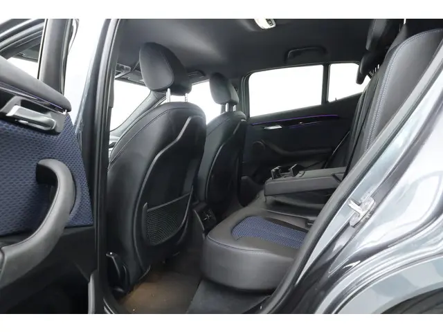 BMW X2 xDrive20i M Sport 2019 Benzine 32