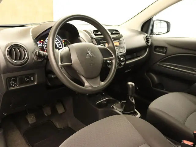 Mitsubishi Space Star 1.0 Cool+ 2019 Benzine 17