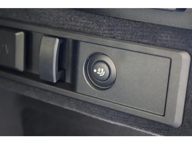 BMW 3 Serie Touring 330e 2026 Hybride Benzine 29