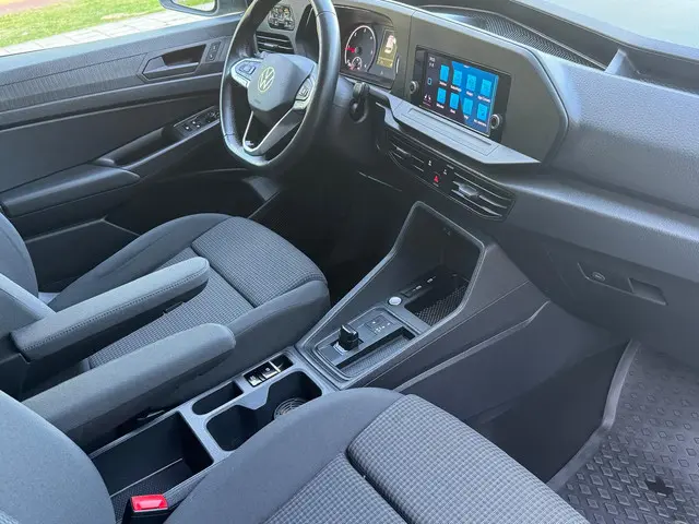 Volkswagen Caddy Cargo Maxi 2.0 TDI Exclusive 2022 Diesel 9