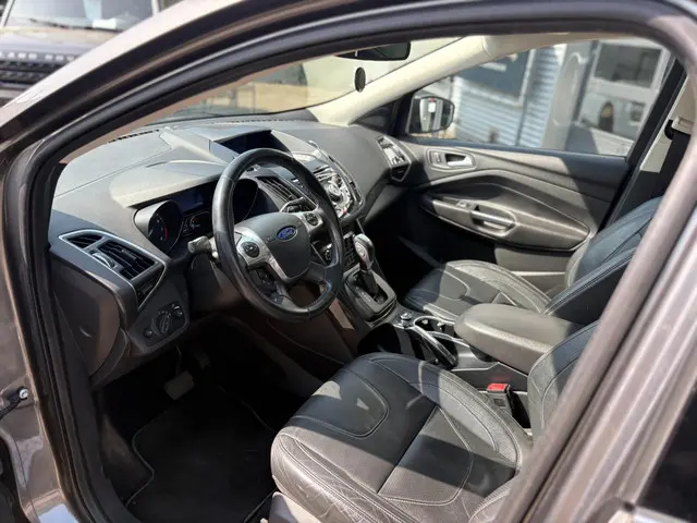Ford Kuga 1.6 Titanium Plus 4WD 2014 Benzine 11