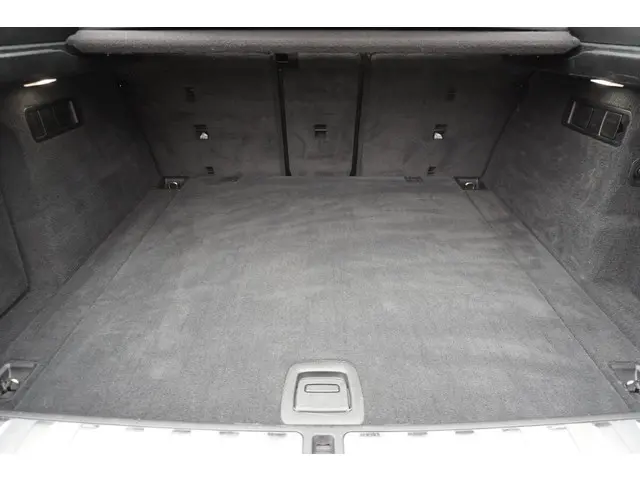 BMW X6 xDrive40i Executive 2021 Benzine 29