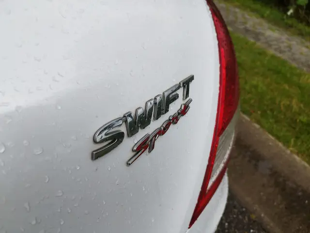 Suzuki Swift 1.6 Sport ** 5 DRS ** 2015 Benzine 10