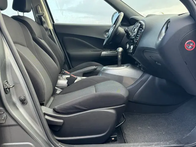 Nissan Juke 1.6 Acenta AUTOMAAT NIET 100 2013 Benzine 9