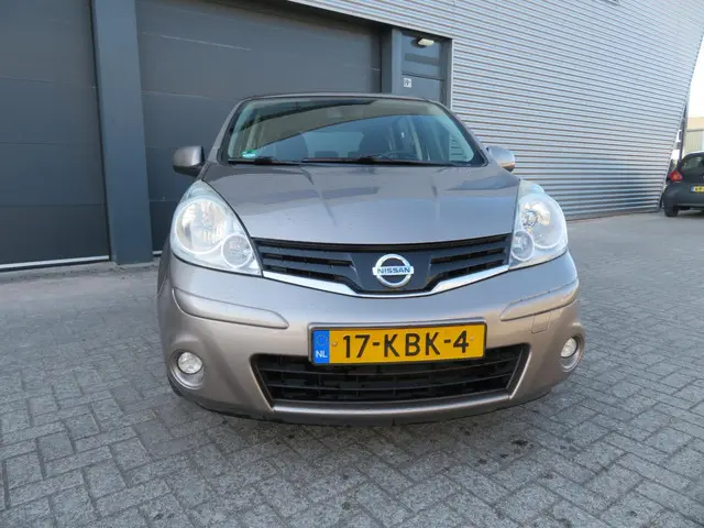 Nissan Note 1.6 Acenta 2009 Benzine 6