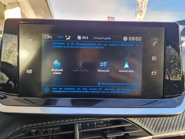 Peugeot 208 1.2T 100pk Allure Pack 2023 Benzine 19