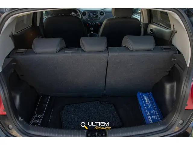 Hyundai i10 1.0i Passion 2016 Benzine 9