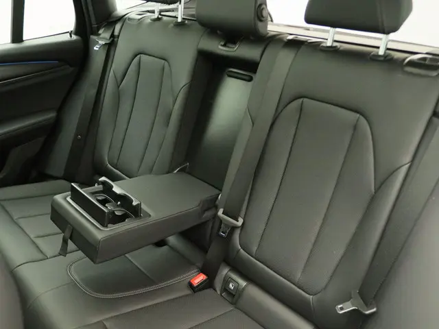BMW X3 xDrive30e 2022 Hybride Benzine 33