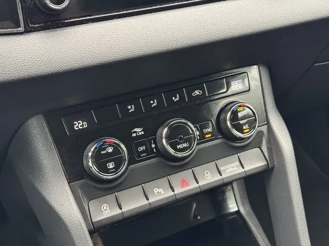 Škoda Karoq 1.5 TSI DSG ACT Ambition 2024 Benzine 21