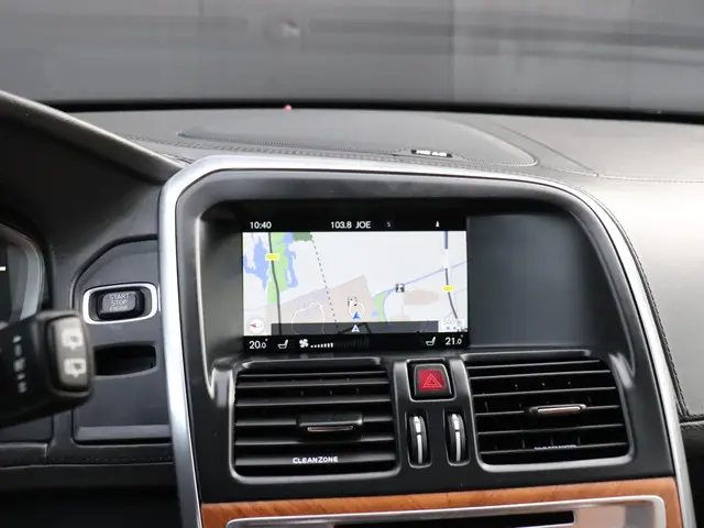 Volvo XC60 2.0 T5 R-Design 2017 Benzine 8