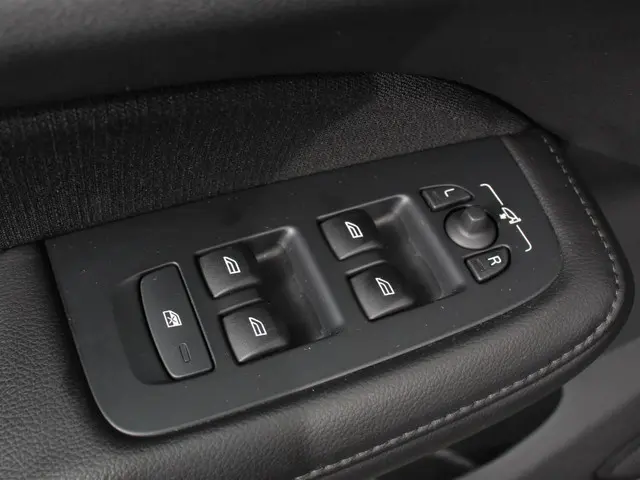 Volvo V60 2.0 B3 Automaat Momentum 2021 Benzine 13