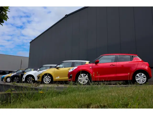 Suzuki Swift 1.2 S-Edition EASSS 2014 Benzine 14
