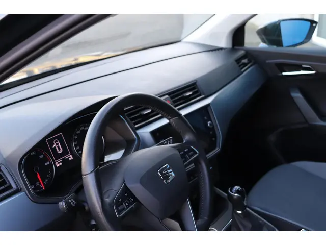 SEAT Arona 1.0 TSI Style Business Intense 2019 Benzine 6