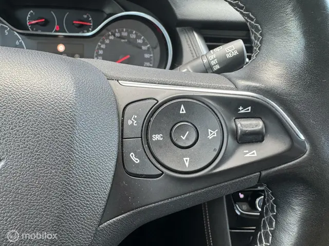 Opel Grandland X 1.2 Turbo Ultimate / Bomvol 2018 Benzine 28