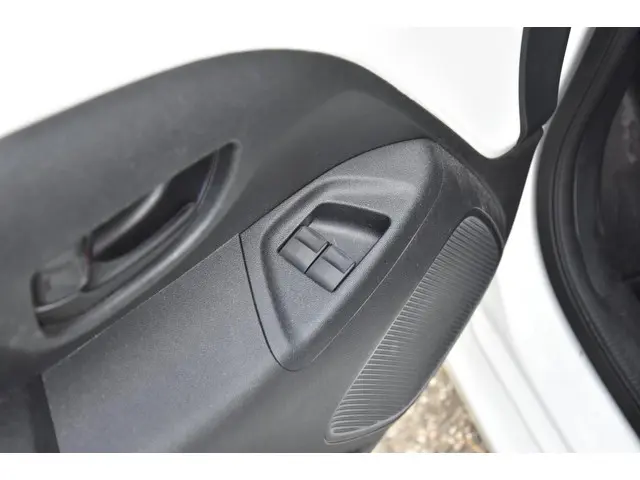 Peugeot 108 1.0 VTi Active Automaat 2015 Benzine 5