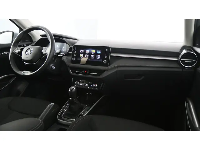 Škoda Fabia 1.0 TSI 115pk Selection DSG 2024 Benzine 31