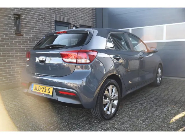 Kia Rio 1.2 Vision 2022 Benzine 14