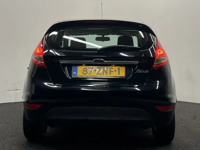 Ford Fiesta 1.25 Titanium 2013 Benzine 8